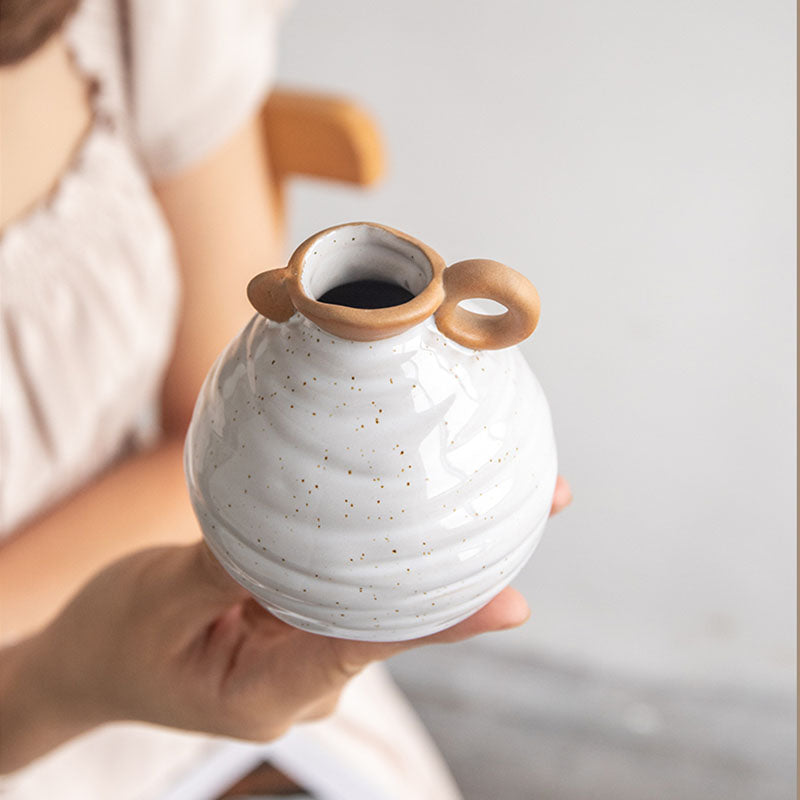 Retro Beige Ceramic Vase