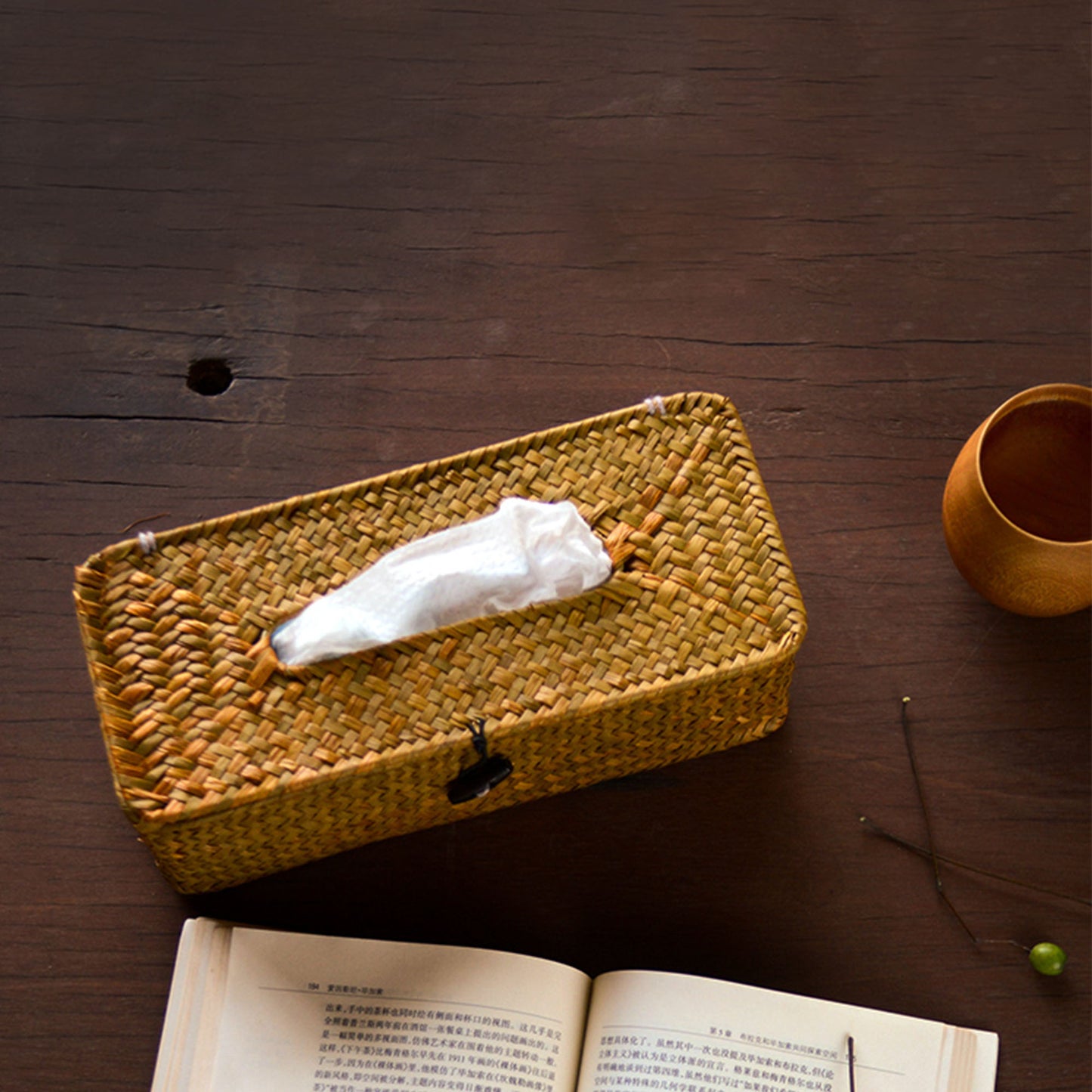 Seagrass handwoven tissue box