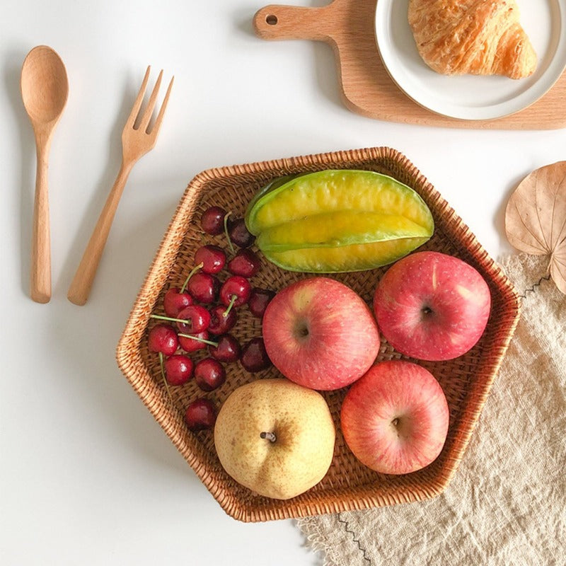 rattan platter