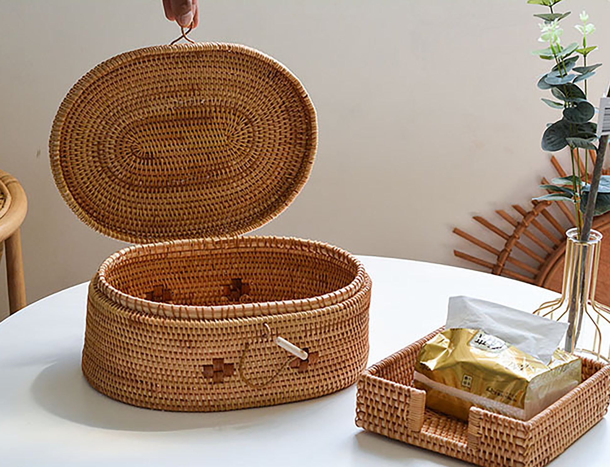 wicker baskets with handle