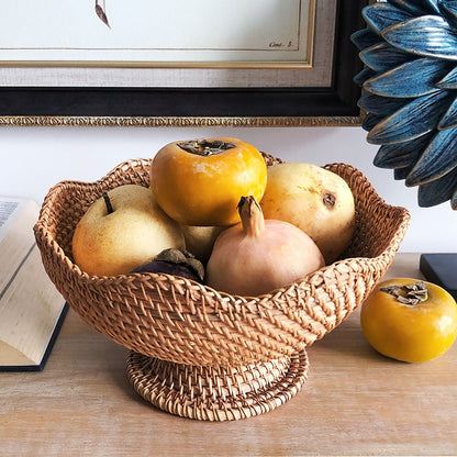 Flower-shaped pedestal rattan fruit bowl