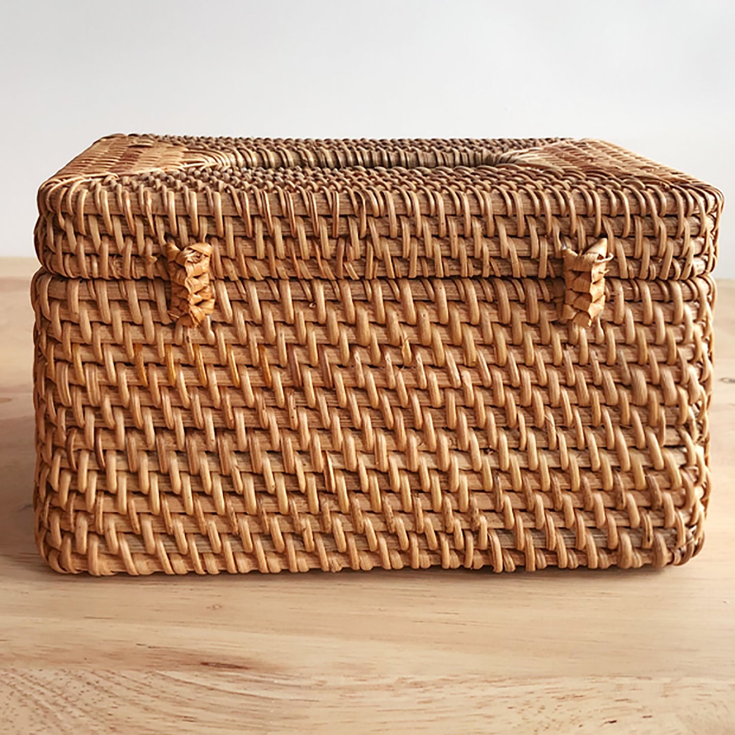 Square rattan tissue box cover