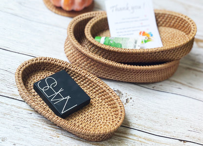 oval rattan&nbsp;chargers